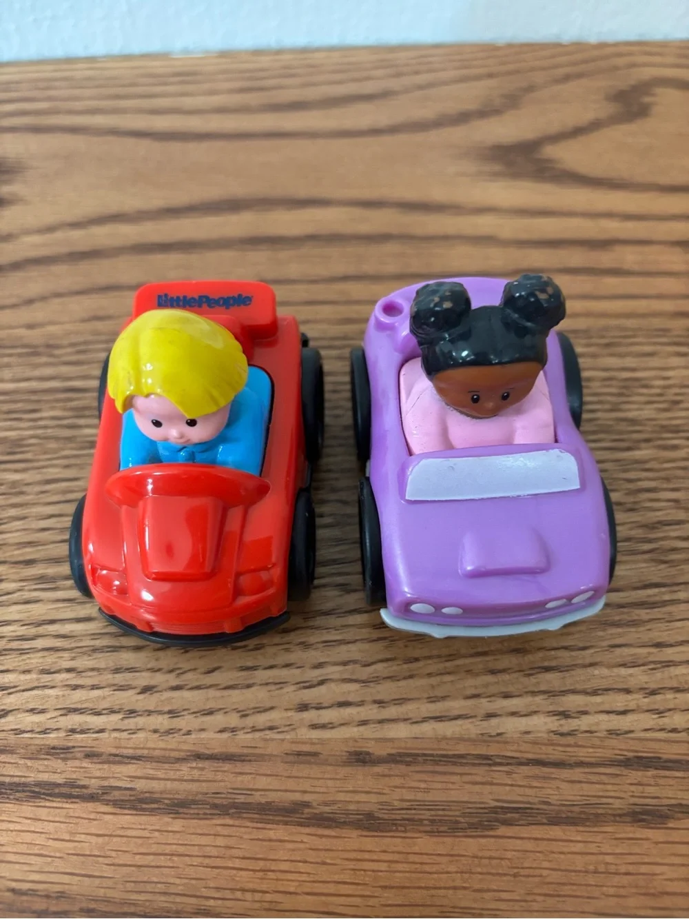 Fisher Price Little People Wheelies Eddie Red Car Tessa Purple